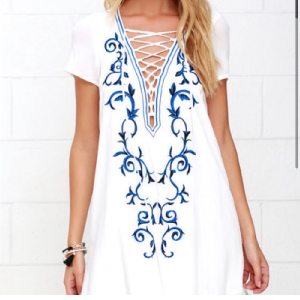Lulus lace up dress
